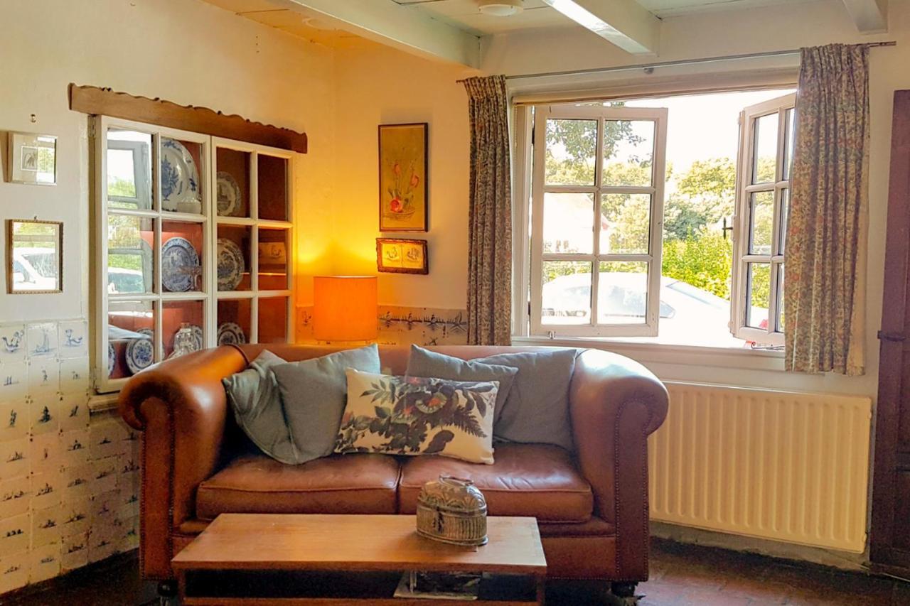 Countryside Bliss: Historic Cottage By The Sea Burgh-Haamstede Dış mekan fotoğraf